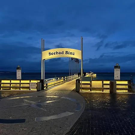 Ruhige Mit Sonnenterrasse Und Garten Casa de Férias *